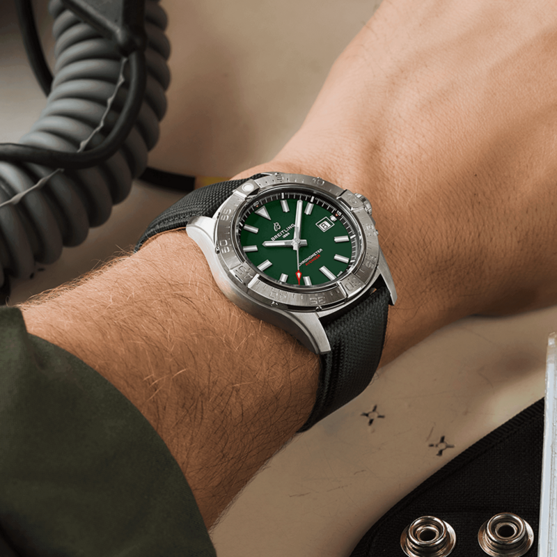Breitling Avenger 42mm - A17328101L1X1 - 3