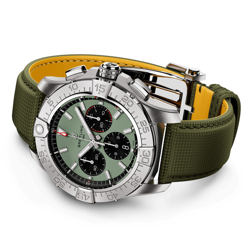 Breitling Avenger 44mm