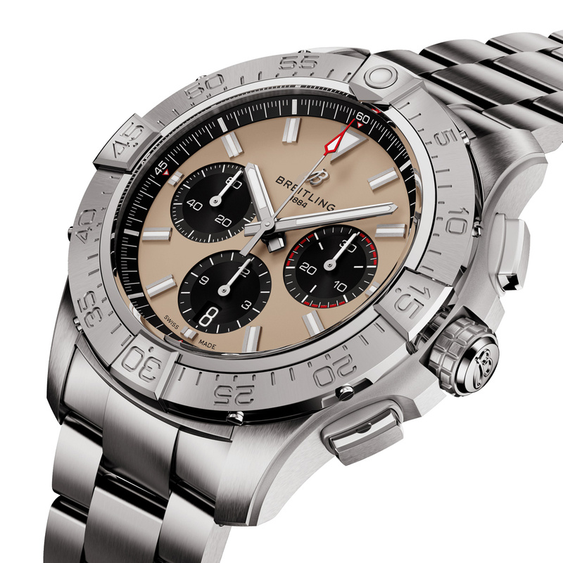 Breitling Avenger 44mm