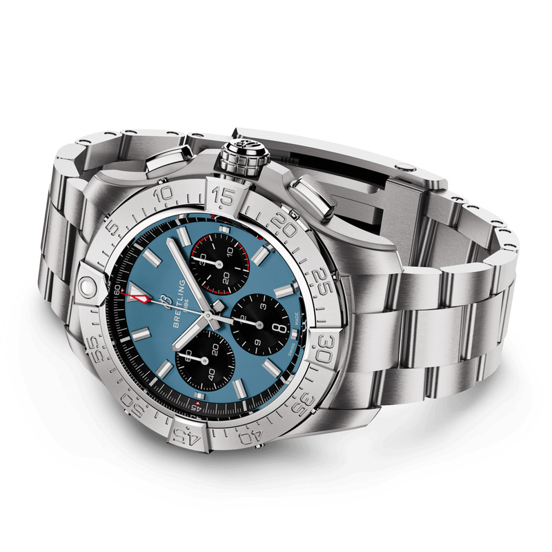 Breitling Avenger 44mm