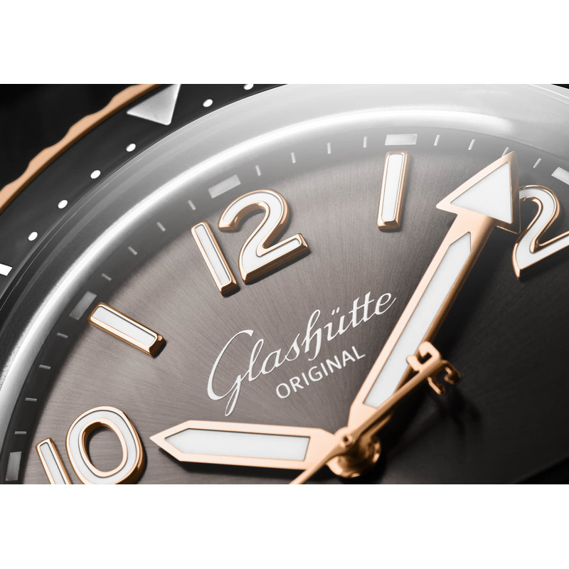 Glashütte Original Spezialist Seaq Panorama Date 43,20 mm - 1-36-13-04-91-34 - 3
