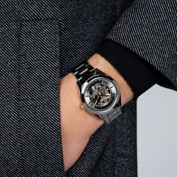 Rado Hyperchrome 42mm R32021102