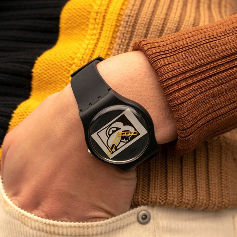 Swatch Originals mickey blanc sur noir
