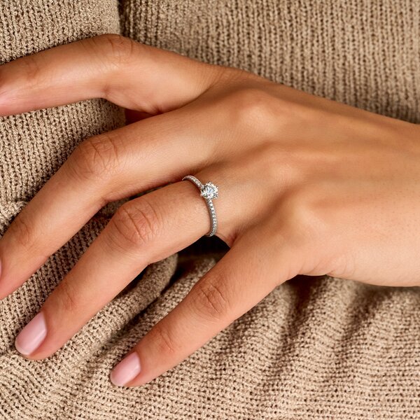Treasured by Lien Pavé verlovingsring BR6-23-C-W/50