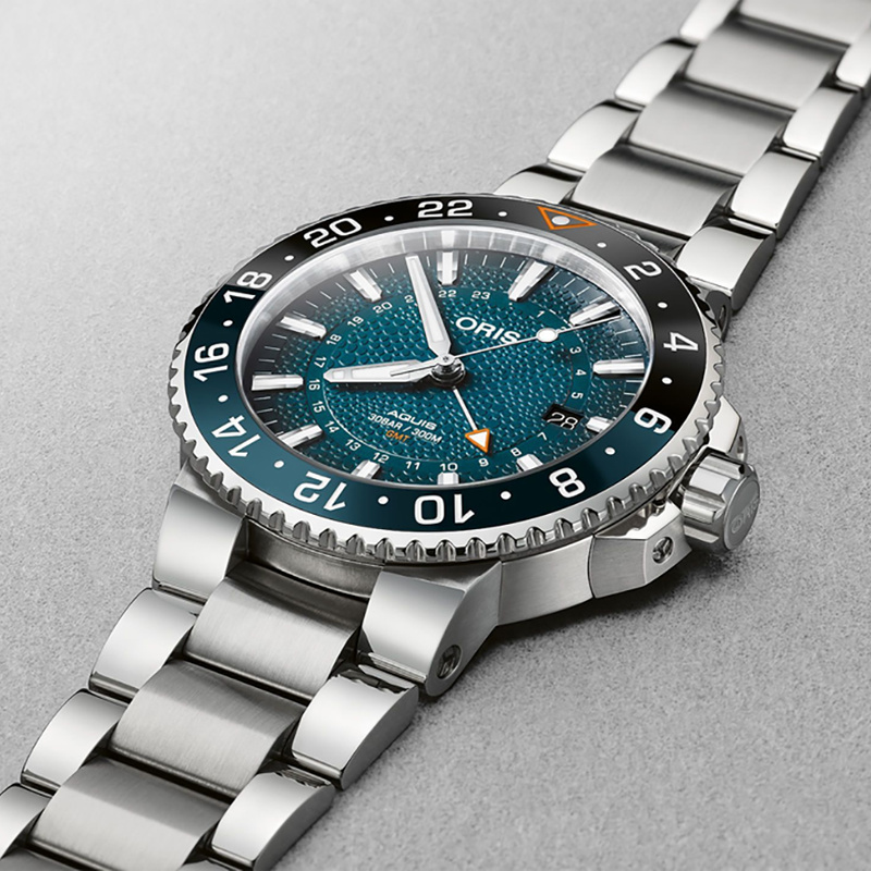 Oris Aquis 44mm