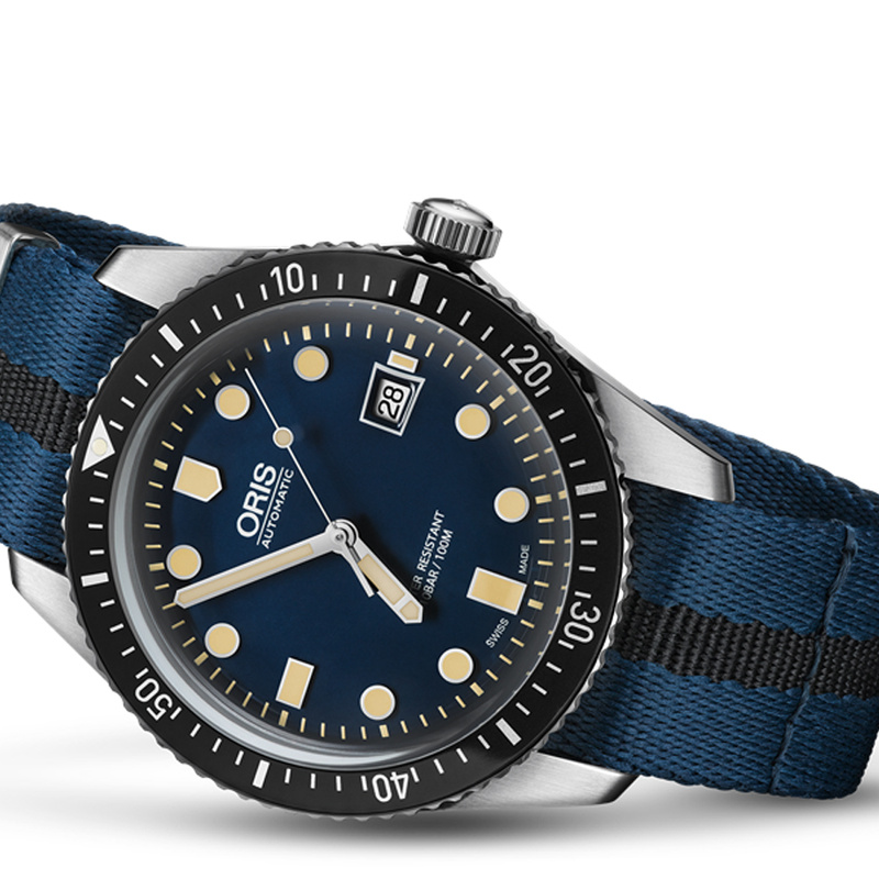 Oris Divers 40mm - 01 733 7720 4055-07 5 21 28FC - 2