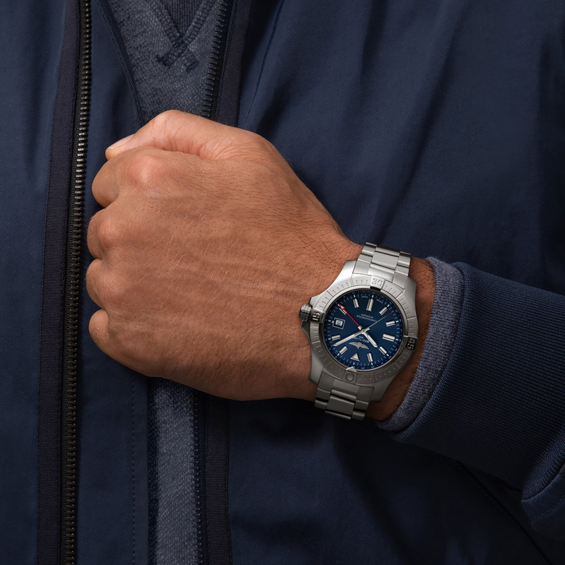 Breitling Avenger 45mm - A32395101C1A1 - 5