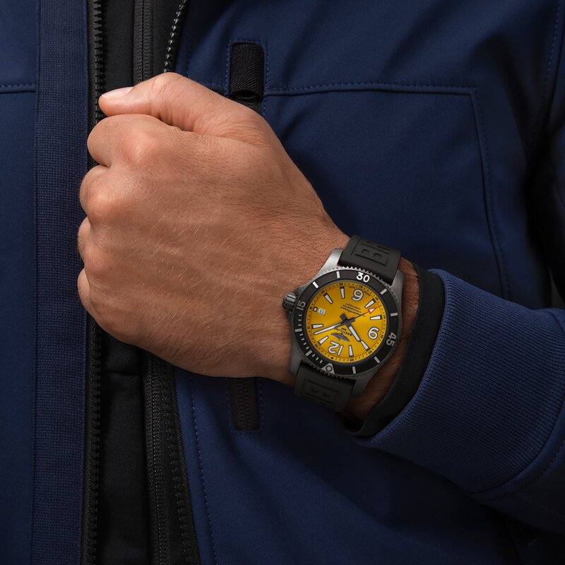 Breitling Superocean Black Steel 46mm - M17368D71I1S1 - 5