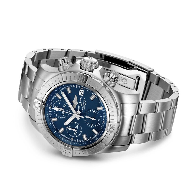 Breitling Avenger 43mm - A13385101C1A1 - 3