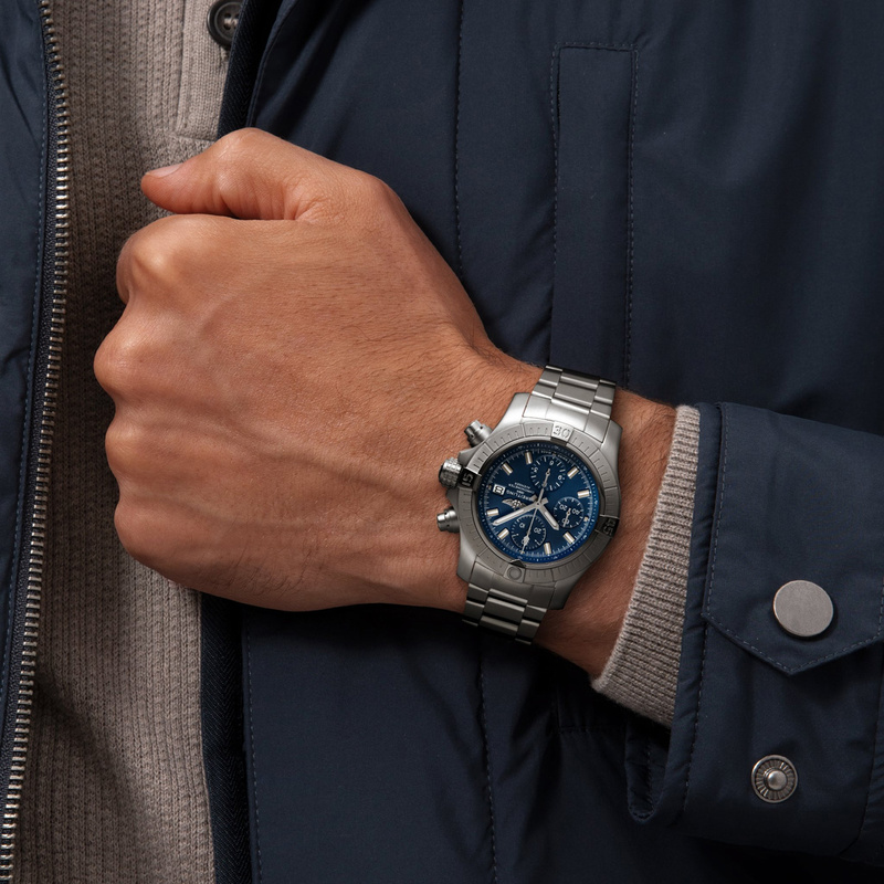 Breitling Avenger 43mm - A13385101C1A1 - 5