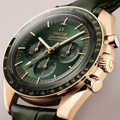 OMEGA Speedmaster Moonwatch Professional Moonshine™ Gold