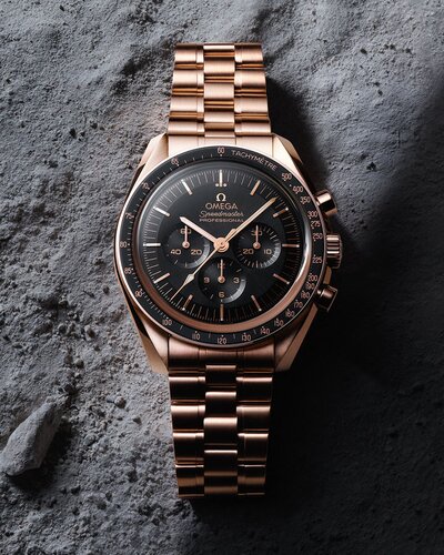 omega-speedmaster-moonwatch-professional-co-axial-master-chronometer-chronograph-42-mm-31060425001001-prlax-desktop.jpg